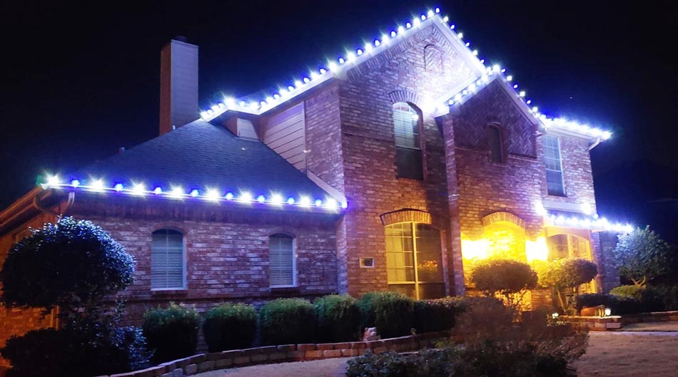 Holiday lights decorating a home in Sioux Falls, SD.